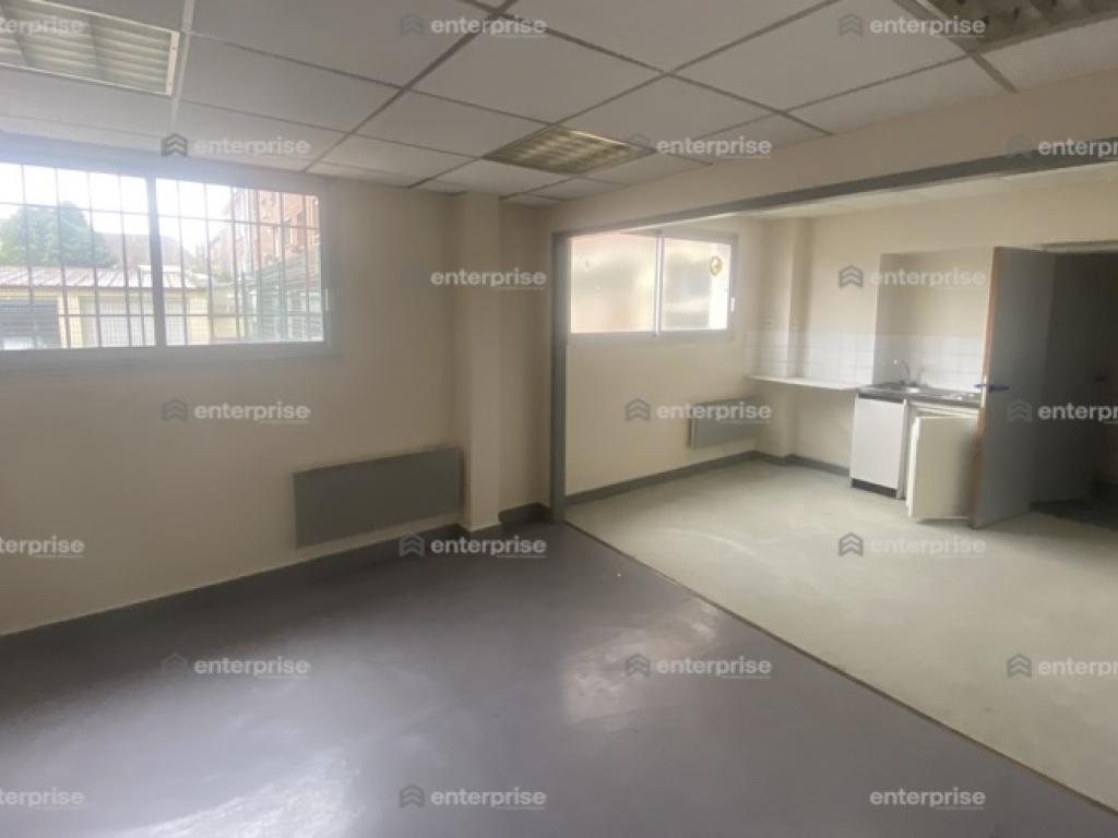 Location Local commercial BEAUVAIS  21 030
